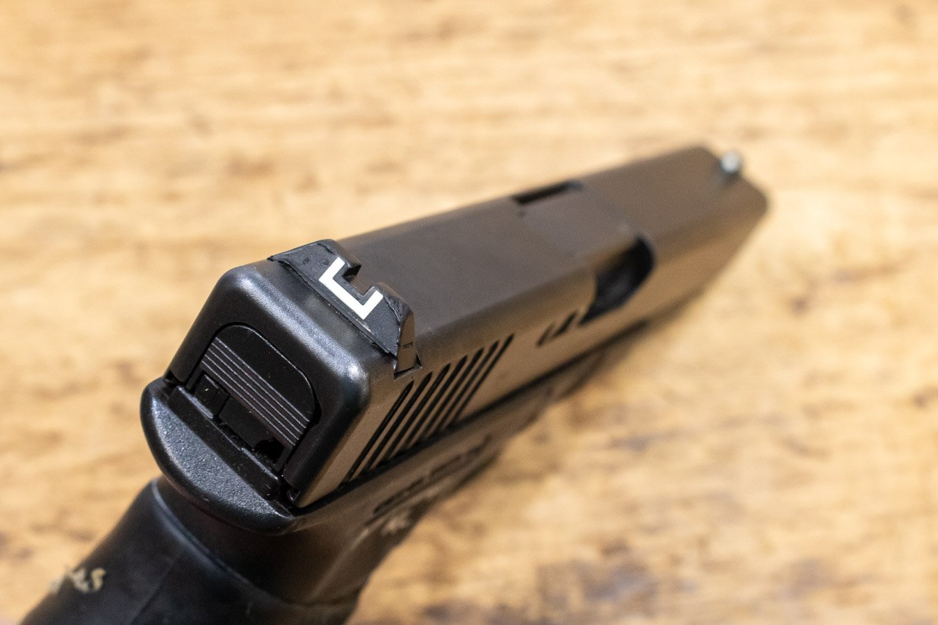 Buy Glock 22 Gen3 .40 S&W Online In Canada - Image 2